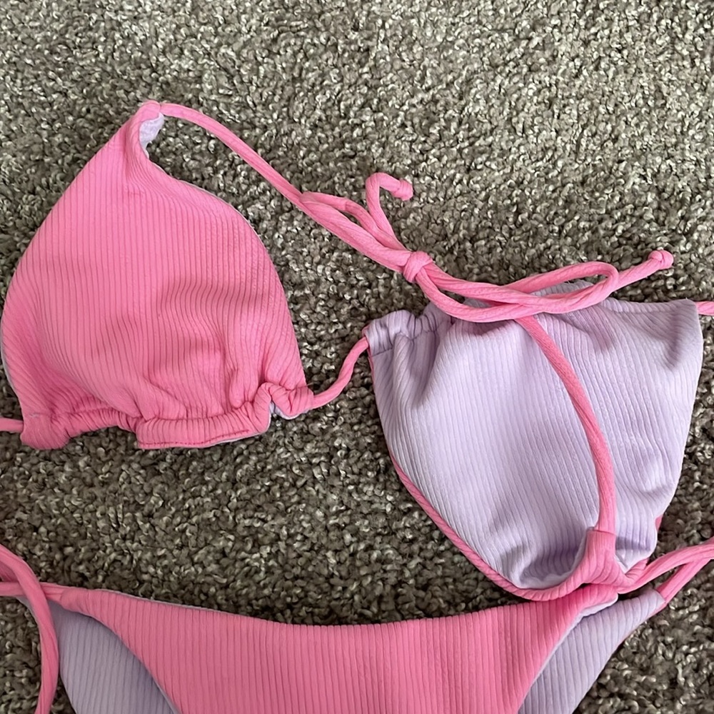 Reversible Shein Bikini - Picture 3 of 4